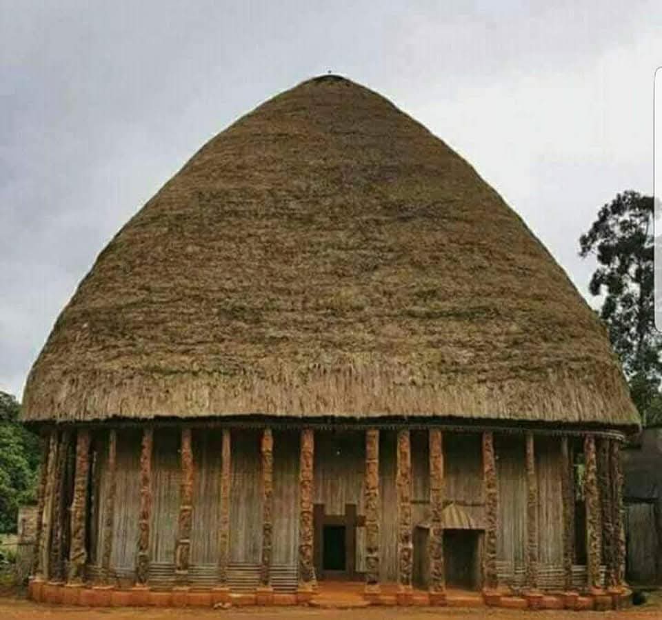 Nature et Architecture Vernaculaire Géométrie sacrée, cycles cosmiques et cohésion sociale